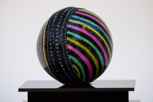 2025 Sponge ball acrylic primer, oil paint, pen and protective varnish on Cricket ball with acrylic case 10x 10x10 cm (2)