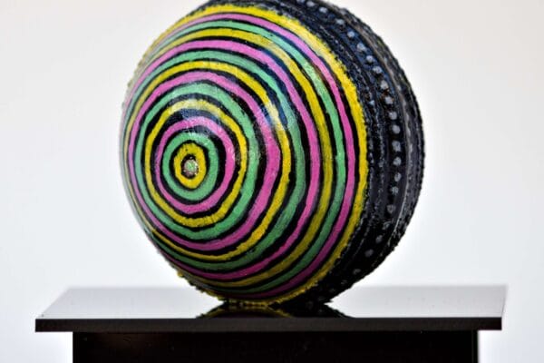 2025 Sponge ball acrylic primer, oil paint, pen and protective varnish on Cricket ball with acrylic case 10x 10x10 cm